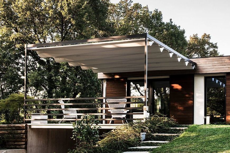 Маркизы, зонты и перголы для летних кафе, веранд, террас ресторанов и кафе. Производство и монтаж маркиз, зонтов и пергольных конструкций (пергол) для летних кафе, веранд, террас ресторанов. Летнее кафе, терраса под ключ! маркиза, пергола, пергола для летнего кафе, маркиза для летнего кафе, маркиза для террасы, маркиза для веранды, пергола для веранды, маркиза купить, маркиза заказать, пергола купить, маркиза для веранды цена, маркиза цена, пергола цена